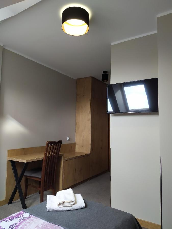 Hotel Regina ラドム エクステリア 写真