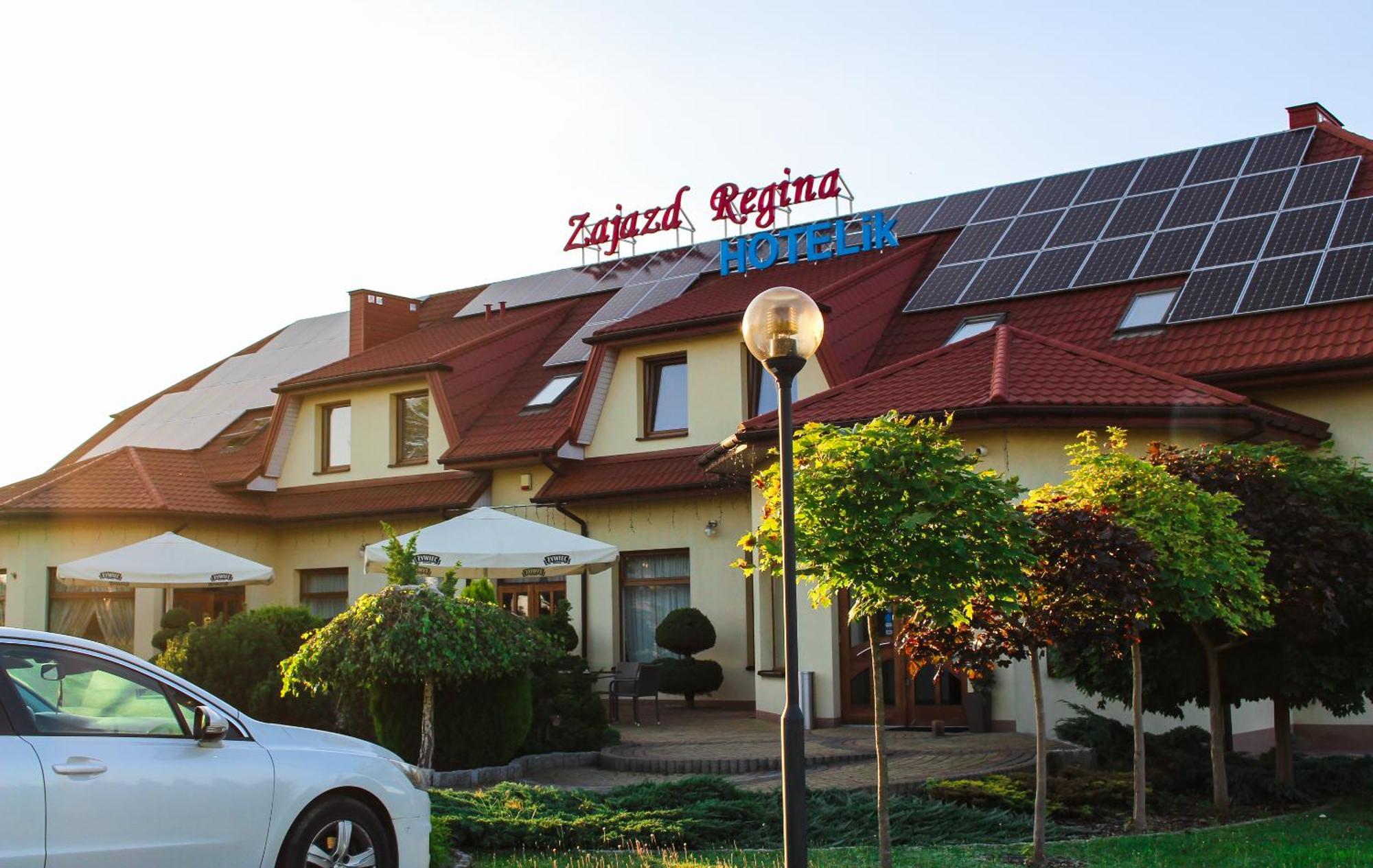 Hotel Regina ラドム エクステリア 写真