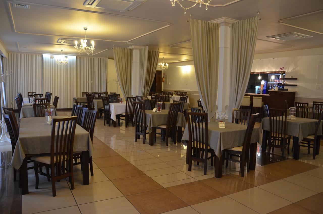 Hotel Regina ラドム エクステリア 写真